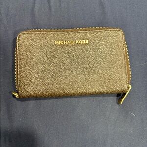 Michael Kors Metallic Gold Zip Wallet
